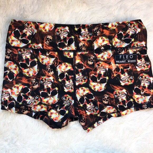 ISO med or large - Picture 2 of 3